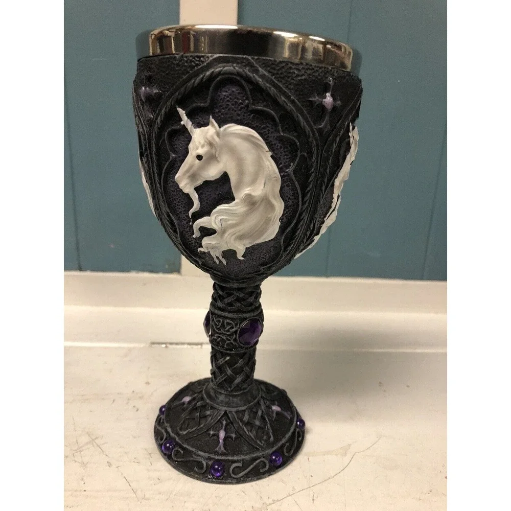 Medieval Royal Unicorn‎ Goblet Resin 7